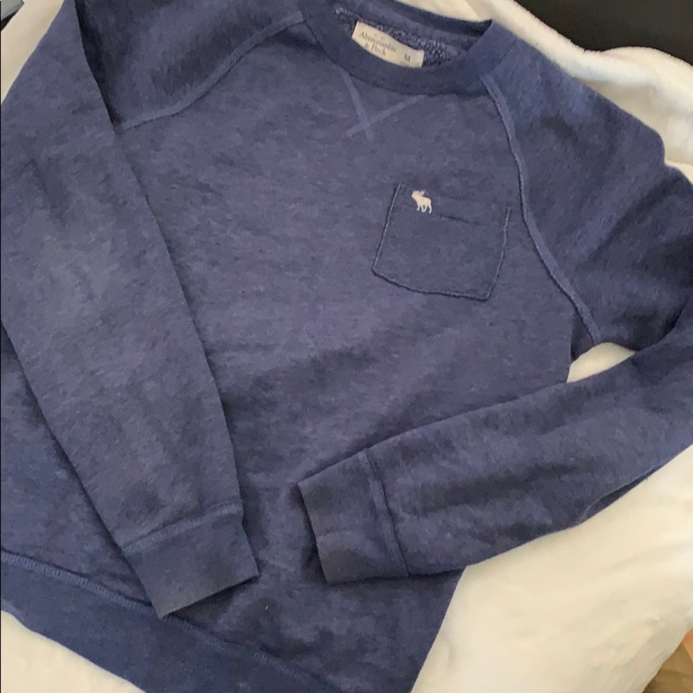 💙Men’s Abercrombie&Fitch blue crew neck size M💙